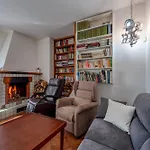 Book House A דירה