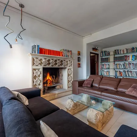 Appartamento Book House A