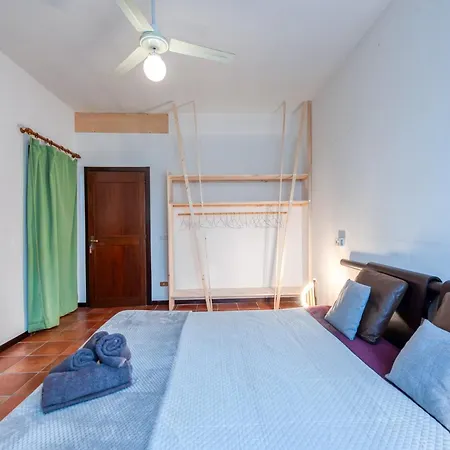Apartment Book House A