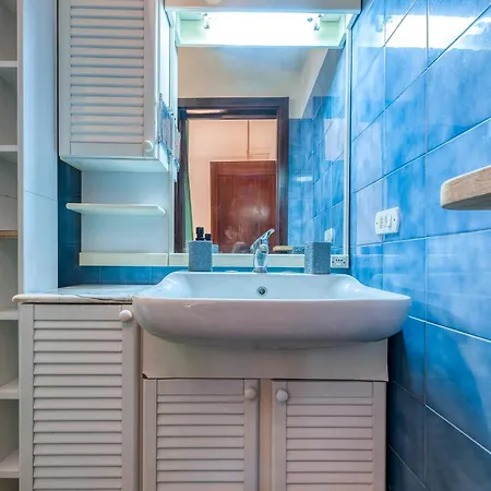 Book House A Apartment