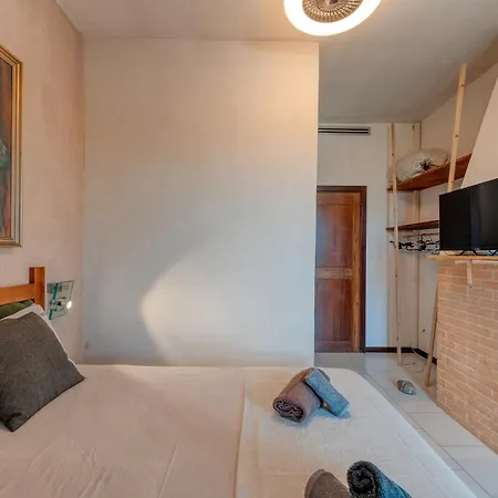 Book House A Appartamento Lecce