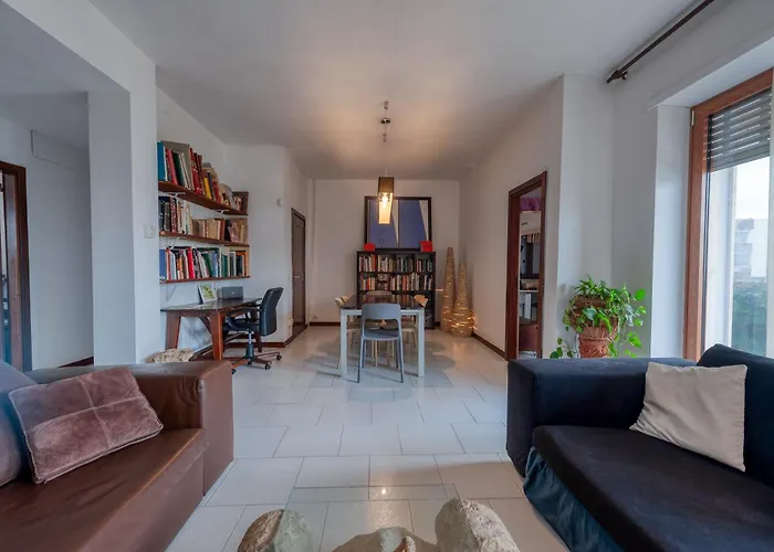 Book House A Lecce