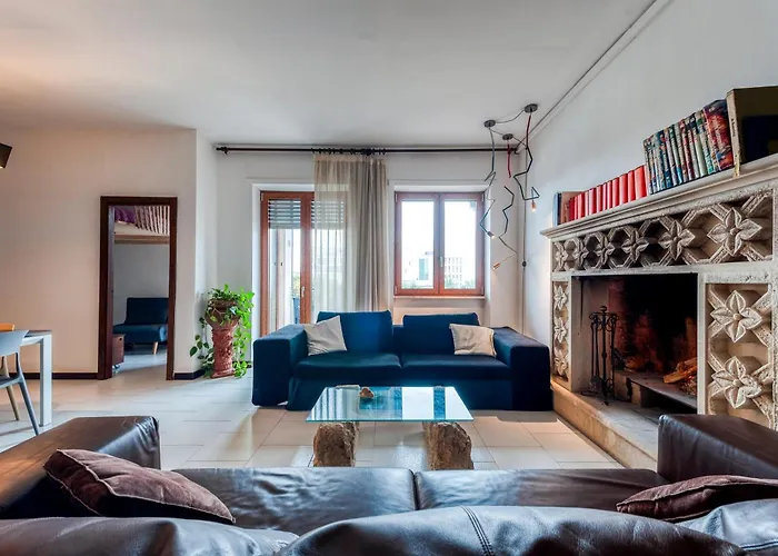 Book House A Lecce